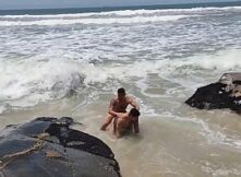 Gays transando na praia